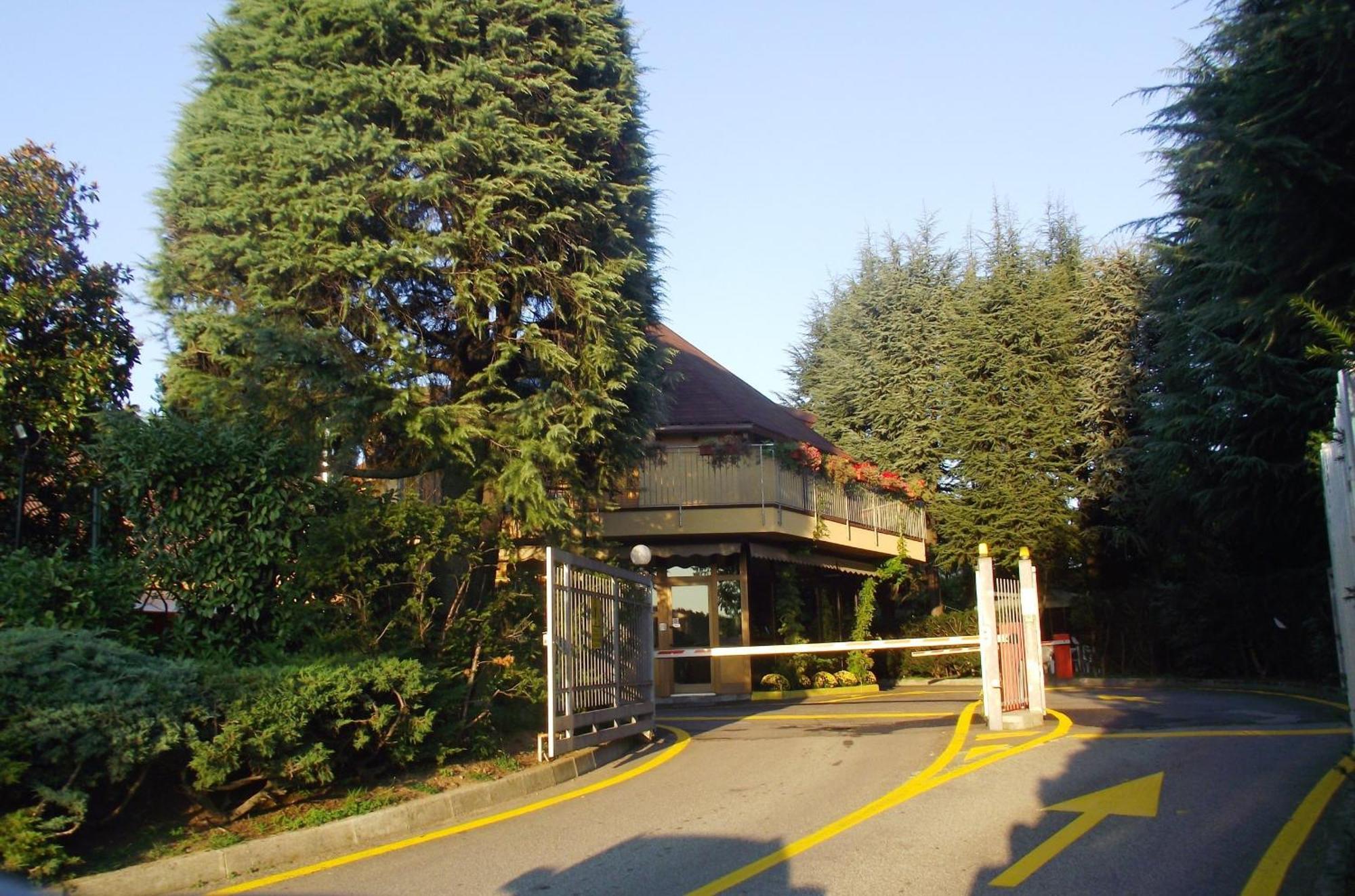 Hotel Motel Ovest Vittuone Zewnętrze zdjęcie