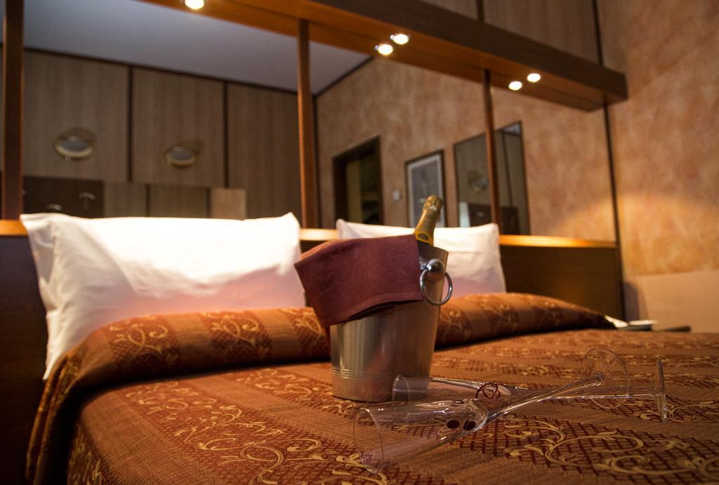 Hotel Motel Ovest Vittuone Pokój zdjęcie
