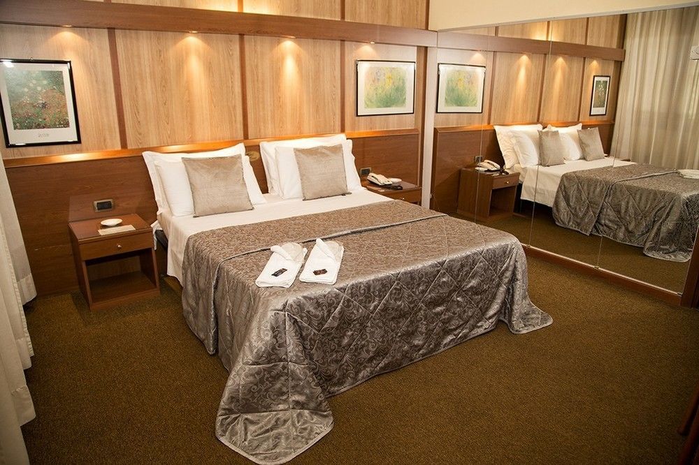 Hotel Motel Ovest Vittuone Zewnętrze zdjęcie