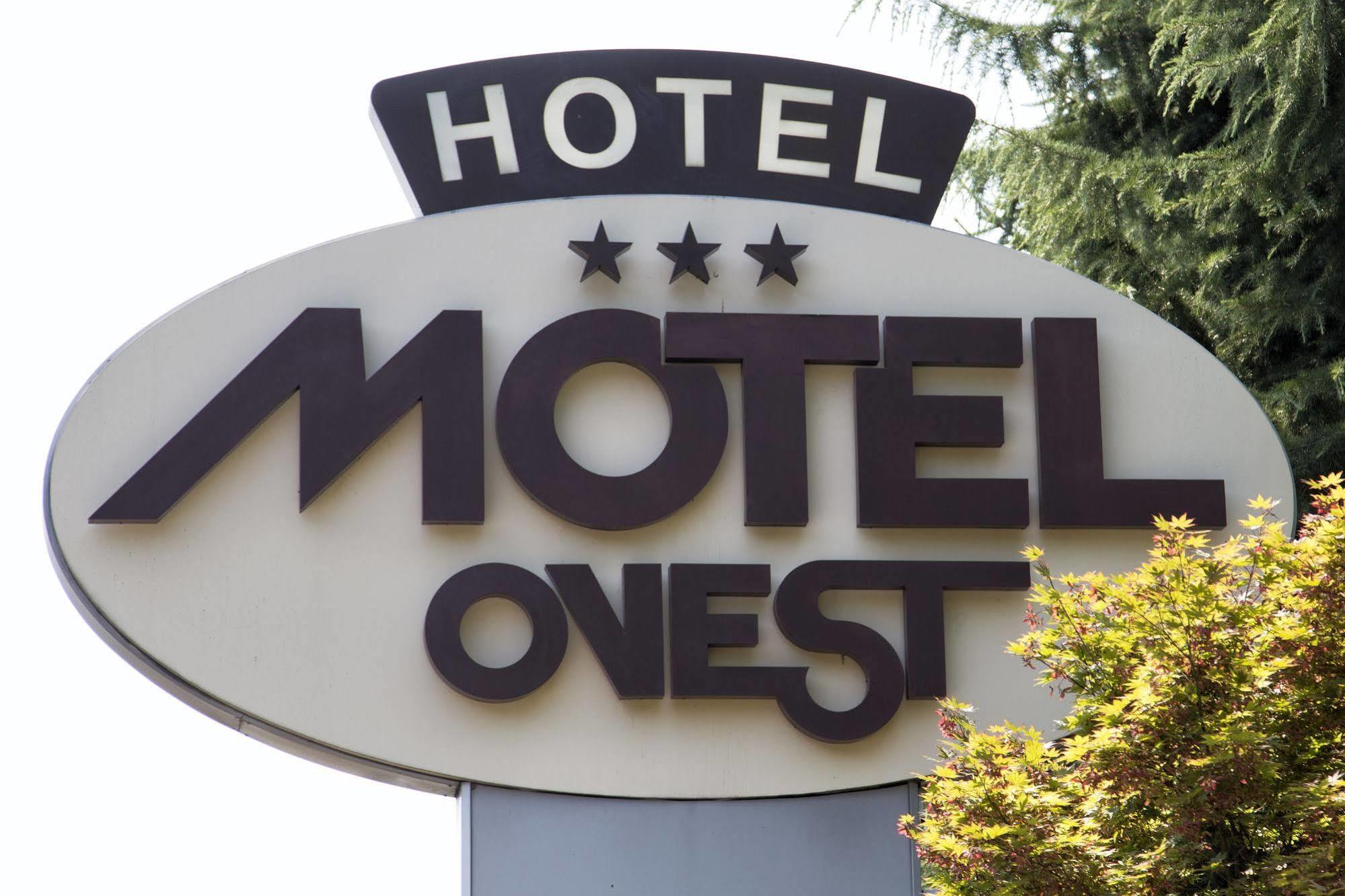 Hotel Motel Ovest Vittuone Zewnętrze zdjęcie