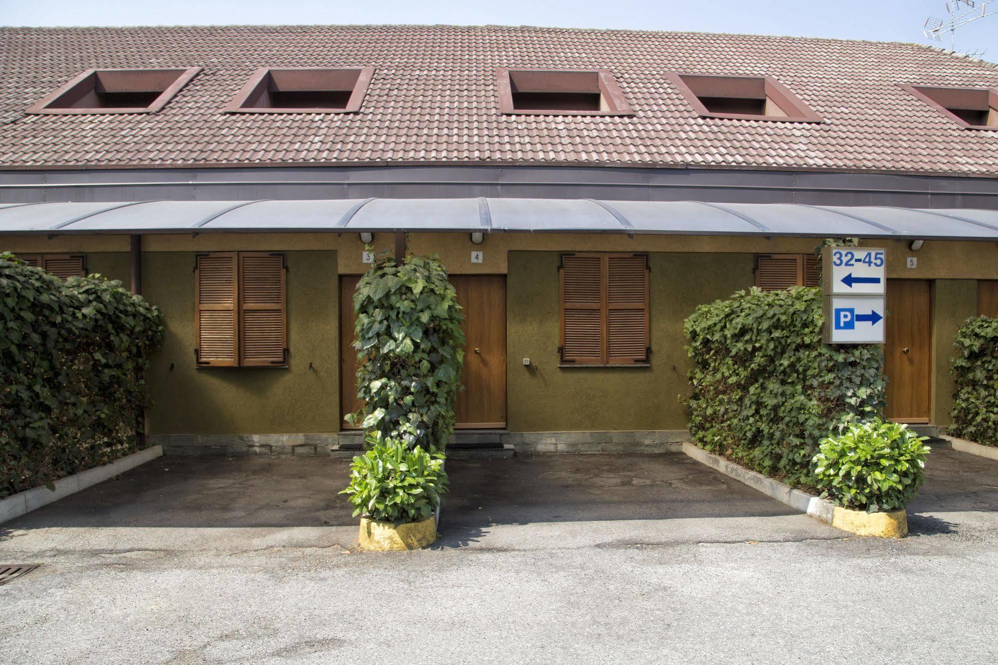 Hotel Motel Ovest Vittuone Zewnętrze zdjęcie