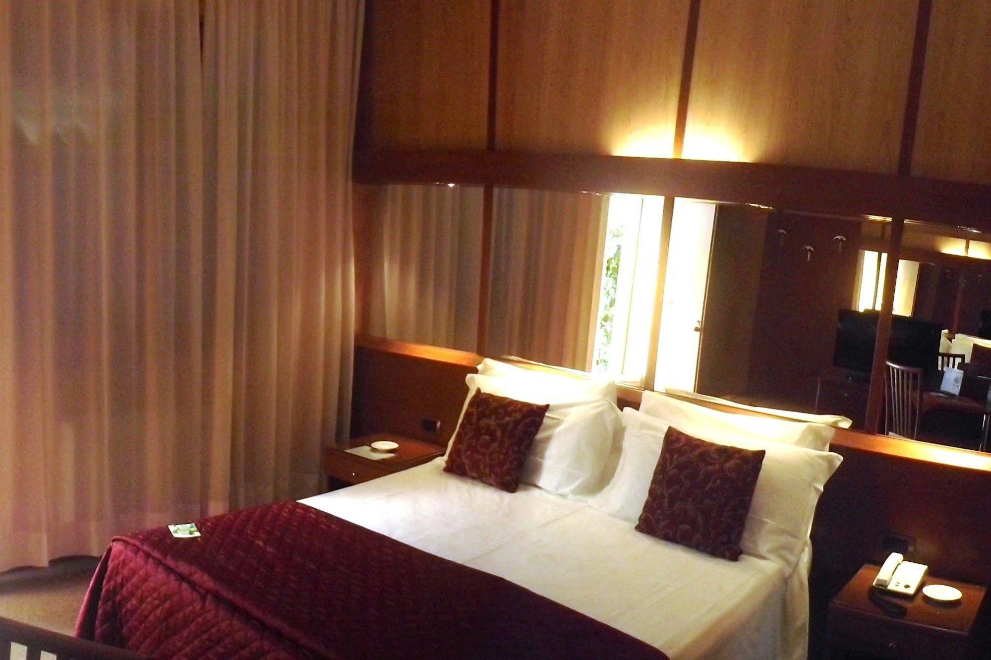 Hotel Motel Ovest Vittuone Zewnętrze zdjęcie