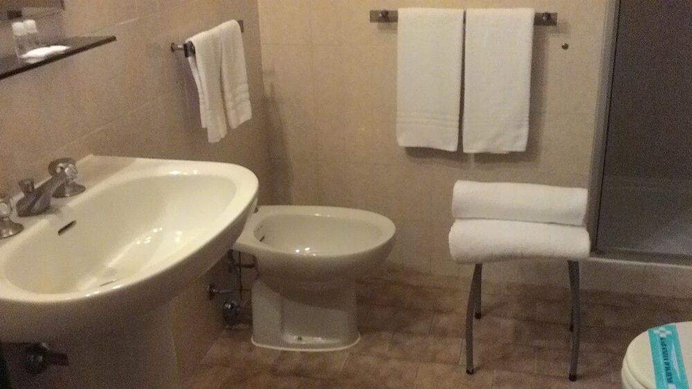 Hotel Motel Ovest Vittuone Zewnętrze zdjęcie